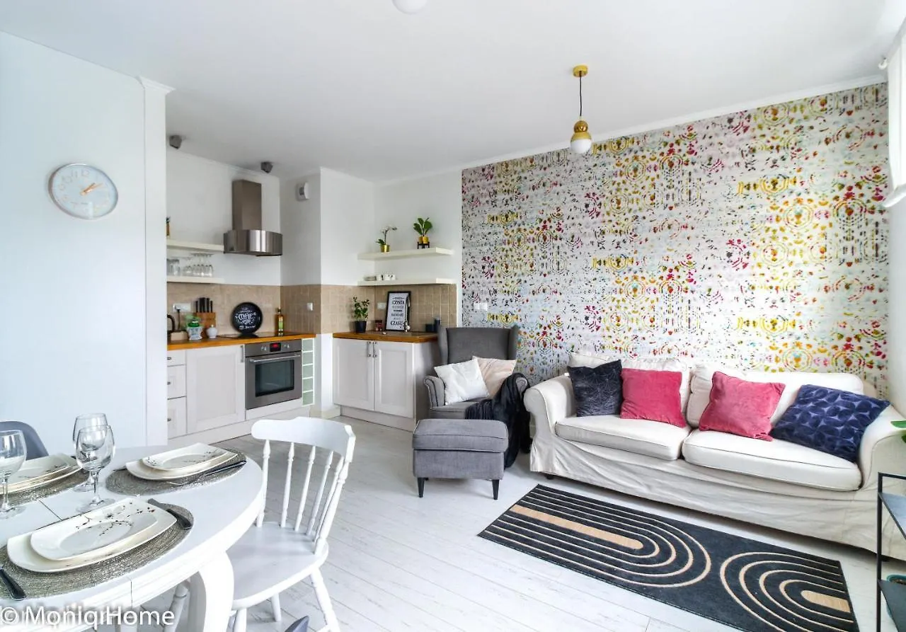 M&R Apartament Travel&Business Premium Skoroszewska - Free Wifi - Self Check-In - Enel-Med - Fv - Close The City Center contacts