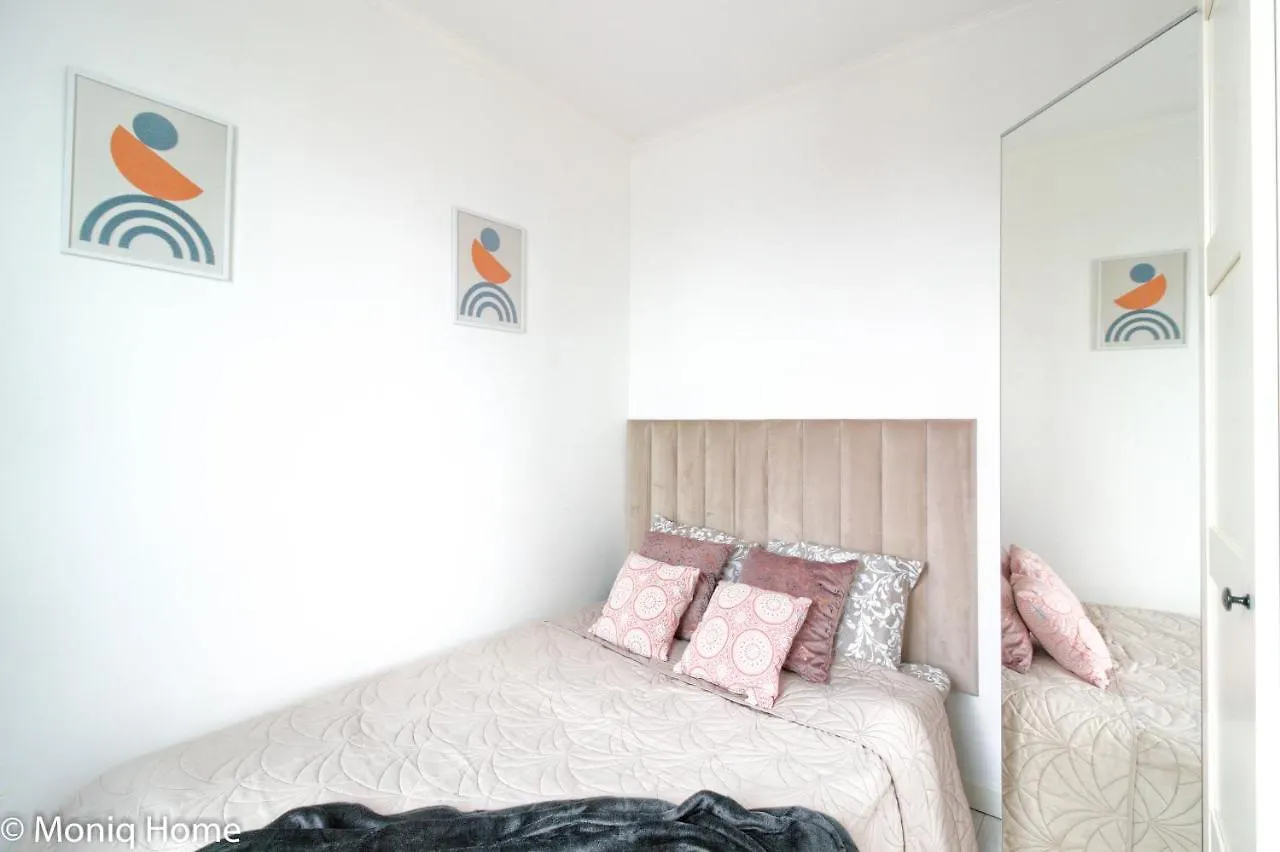 M&R Apartament Travel&Business Premium Skoroszewska - Free Wifi - Self Check-In - Enel-Med - Fv - Close The City Center Apartment Warsaw