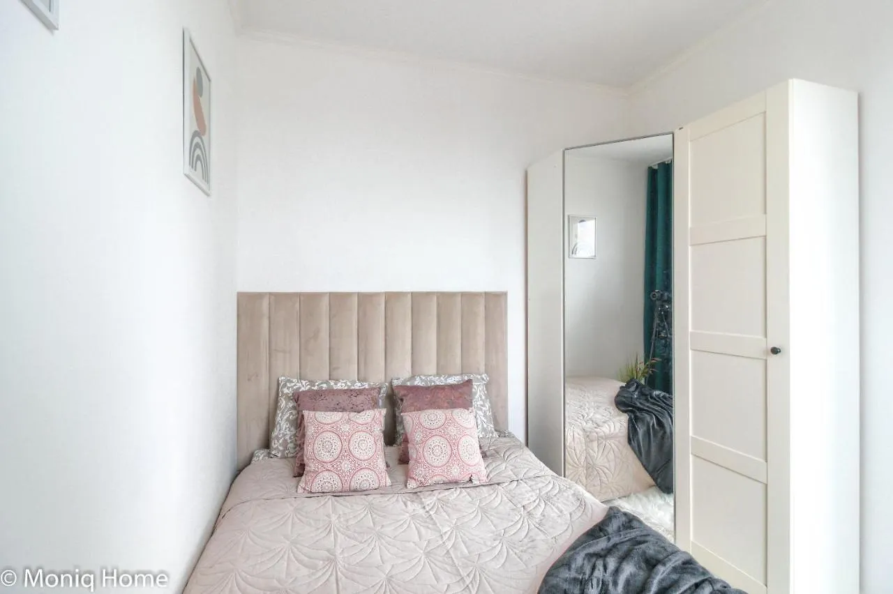 M&R Apartament Travel&Business Premium Skoroszewska - Free Wifi - Self Check-In - Enel-Med - Fv - Close The City Center Apartment Warsaw